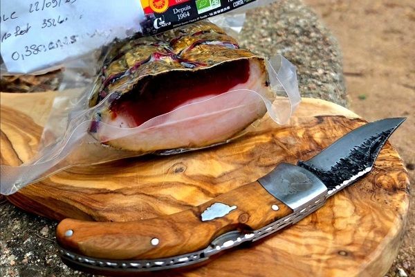 Corsican charcuterie : Charcuterie du Nebbiu, Santo Pietro di Tenda - Corsica