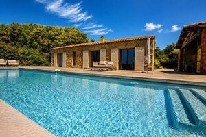 Villas du Clos Canarelli, Villa with swimming pool - Corsica