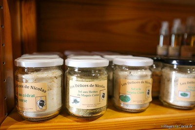 Aromatisiertes Salz aus Korsika