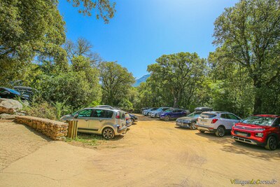 Parcheggio - A Cupulatta a Vero, parco delle tartarughe della Corsica