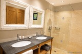Elegant bathroom - Villa Barbarossa at Tarra di Sognu Estate in Figari