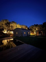 Villa Minustello illuminated at night - Tarra di Sognu Estate in Figari, Corsica