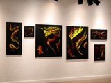 Peinture abstraite sur aluminium noir et rouge - Hélène Bécu, ToileFilante à Algajola