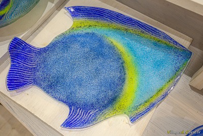 Fischförmiges blaues Glas-Tablett - Verrerie Atraverre Calvi