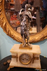 Pendule 19e argenté avec statue de Diane