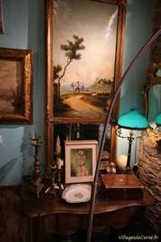 Antiquaire à Bastia - Boutique d'antiquités en Corse