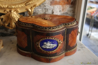 Jardinière ancienne en marqueterie - Objet décoratif d'époque