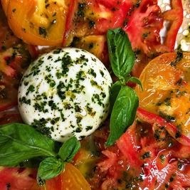 Burrata e pomodori antichi - Ristorante Chez Marc a Centuri