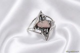 Handgefertigter Ring mit Rosenquarz - BdeH-Werkstatt in Corbara