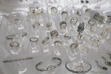 Gravierte Silberringe und Armbänder - Handgefertigte Kollektion