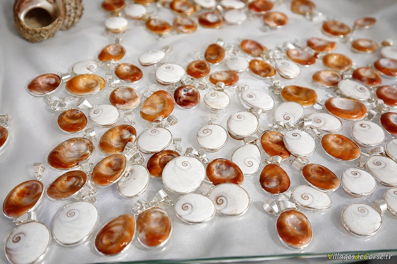Anhänger mit einem Auge der Heiligen Lucia - Korsischer Schmuck