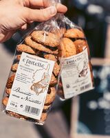 Hazelnut biscuits