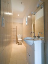 View of the bathroom, apartment rental in Vallecalle, Upper Corsica