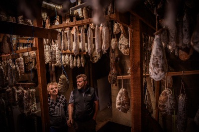 Traditionelle Reifung - Torre Charcuterie in Cuttoli-Corticchiato