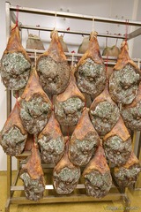 Ganze Prisutti - Wurstwaren aus Nebbiu