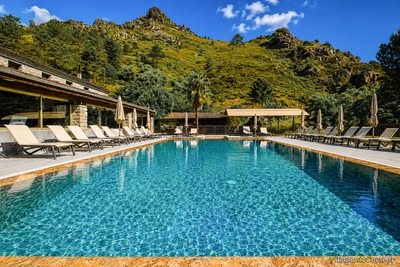 Restaurant with pool - Auberge de la Restonica in Corte