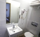 Bagno privato - hotel U Campanile a Vivario con doccia moderna