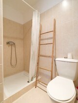 Vista del bagno, appartamento in affitto a Vallecalle, Alta Corsica