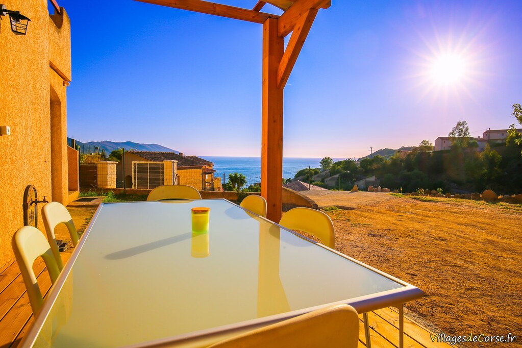 Meublé de Tourisme Location Tiuccia - Hébergement - Corse