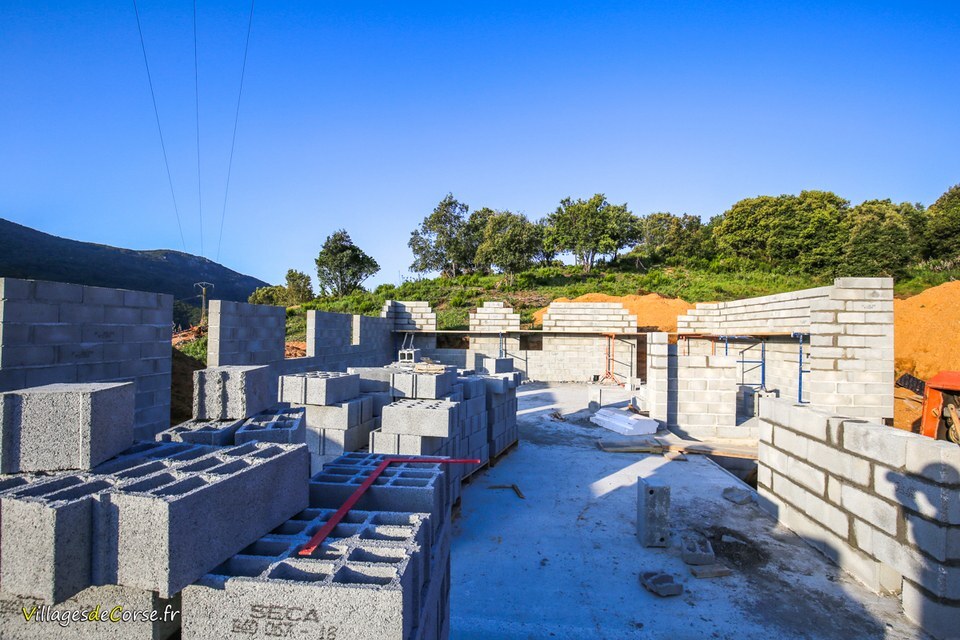 Maçonnerie Générale Multi Bat 2A - Bâtiment et travaux publics - Corse