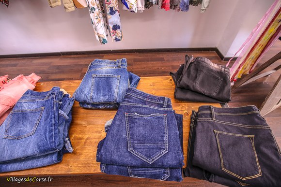 Jeans ge defence Kyo s Vêtements Femmes et Hommes à Morosaglia