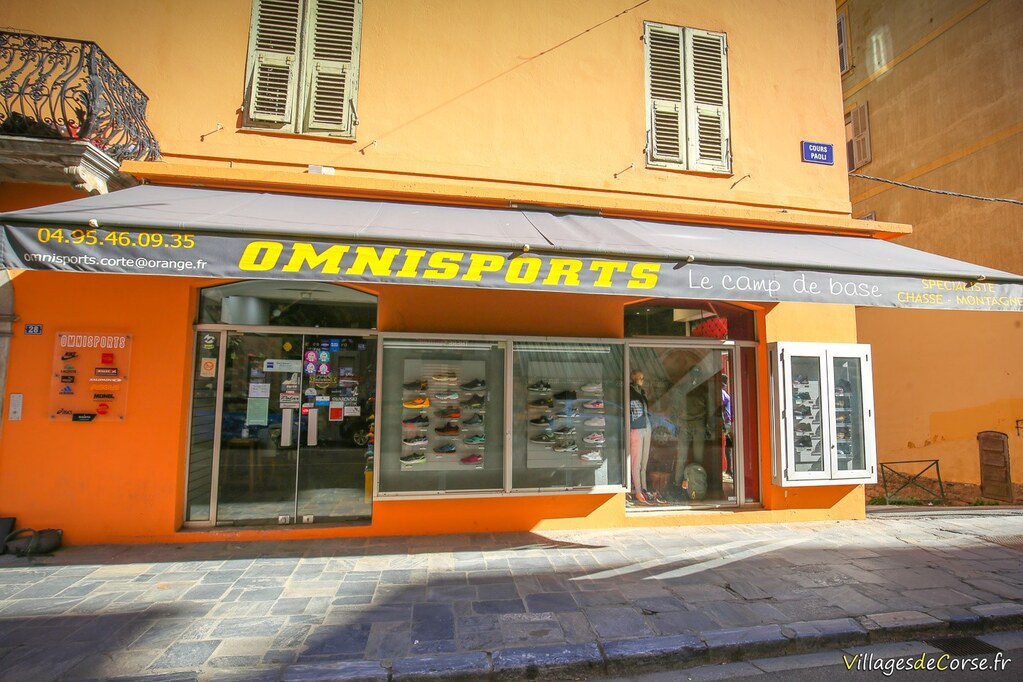 Magasin de sport Camp de base - Commerce - Corse