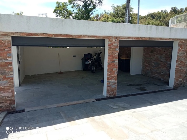 Portes de garage double motorisees aip vescovato