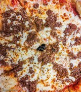 Pizza bolognese