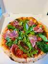 Pizza con prisuttu