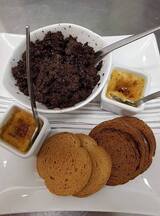 Black olive tapenade - Restaurant I Fratelli in Rapale, Corsica.