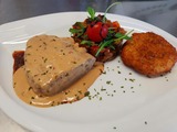 Meat in homemade sauce - Restaurant I Fratelli in Rapale, Corsica.
