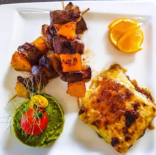 Skewers and dauphinois gratin - Restaurant I Fratelli in Rapale.