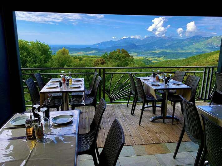 Terrace - Restaurant I Fratelli in Rapale, Corsica.