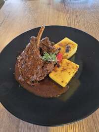 Confit lamb shank - Restaurant U San Larenzu - Aullène, Corsica