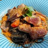 Pasta nero di seppia tonno rosso centuri e boutargue rapee - Ristorante U Palmentu - Centuri, Corsica