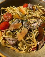 Spaghetti al tonno rosso