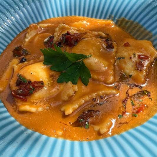 Ravioli di aragosta e crostacei con bisque - Ristorante U Palmentu - Centuri, Corsica