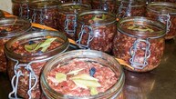 Terrines de sanglier à la myrte et l'eau de vie