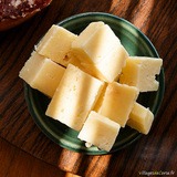 Corsican ewe's milk tomme cheese - A Casarella tapas in Pigna