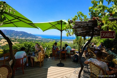 Panoramic terrace with sea view - A Casarella Restaurant in Pigna