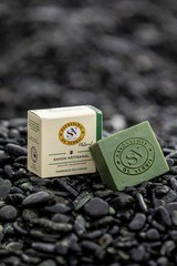 Handmade soap from Corsican larricio pine