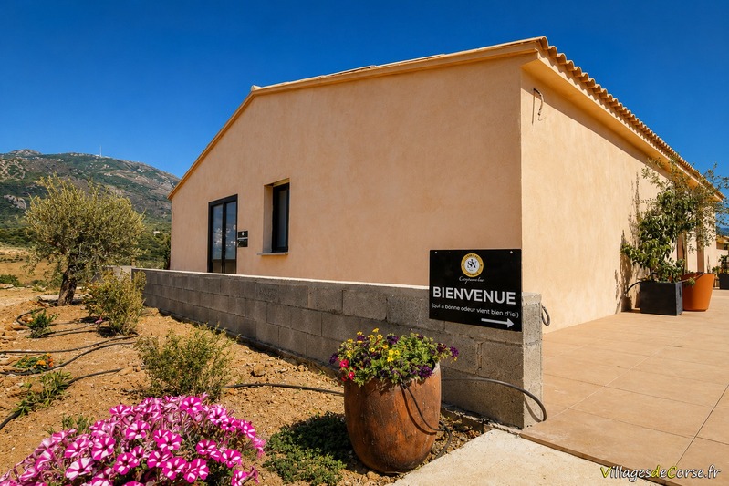 Produits artisanaux de la Savonnerie du Nebbiu à Patrimonio