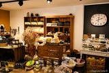 Interno del negozio della Savonnerie du Nebbiu a Lucciana
