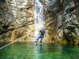 Descente en tyrolienne