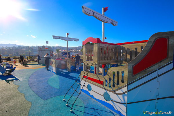 Aire de jeux : Aire de jeux de Porticcio, Grosseto Prugna - Corse