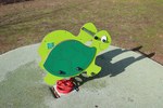 Tortue sur ressort