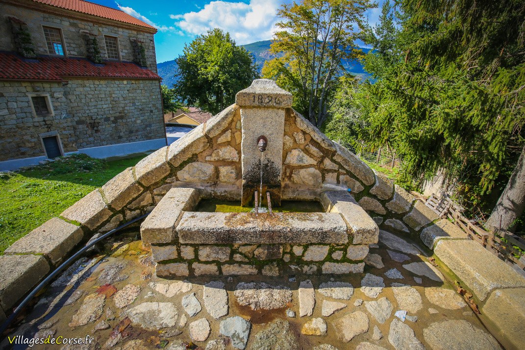 Fontaine de l'Eglise - Olmiccia