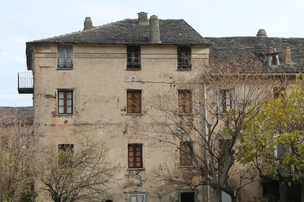 Maison en pierres - La Porta