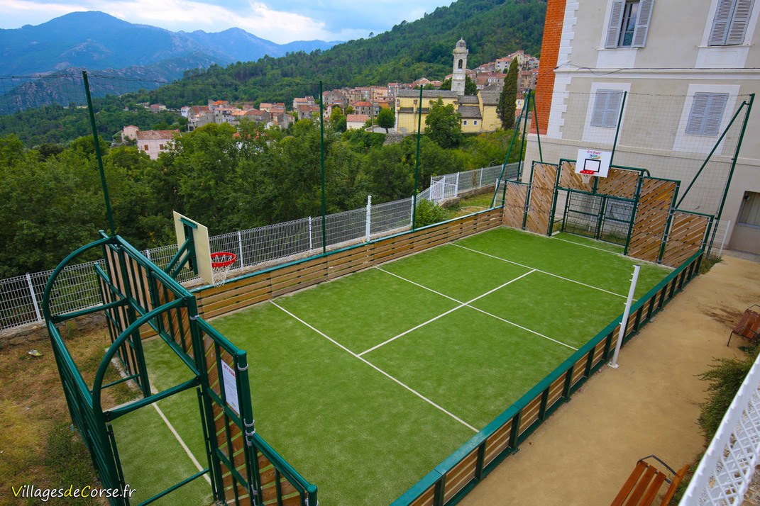 Terrain de Basket Et Foot à Venaco - 23/08/2019
