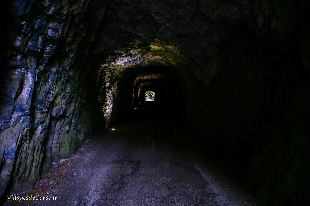 Tunnel - Santa Maria Poggio